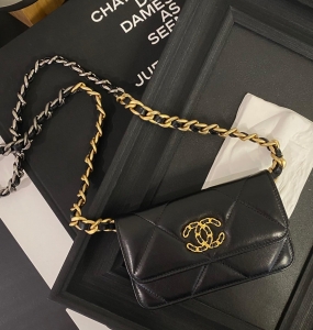 TÚI XÁCH CHANEL MINI WOC 2022