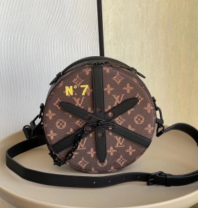 TÚI XÁCH CHANEL WHEEL BOX 2022