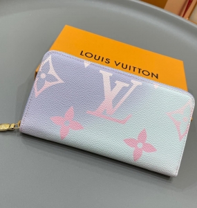 VÍ LV ZIPPY WALLET