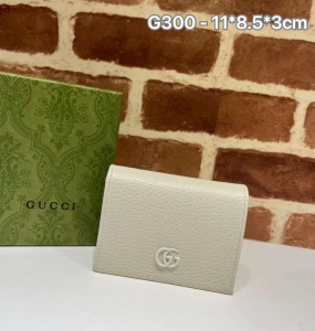 VÍ GUCCI G300 NO.4