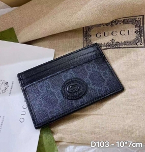 VÍ GUCCI D103