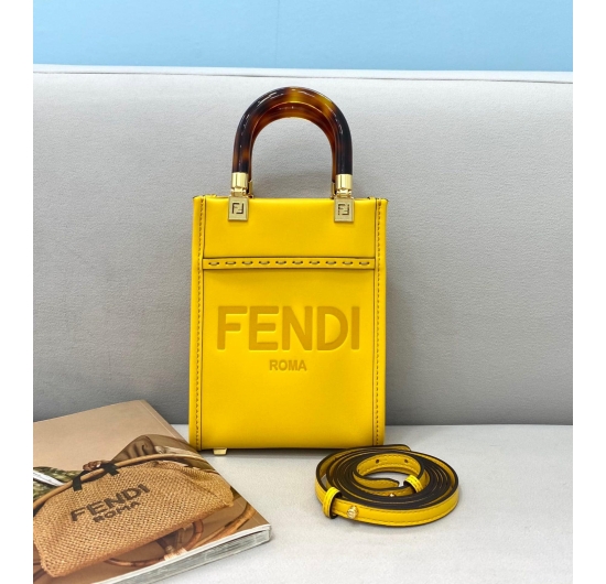 Túi Fendi Mini