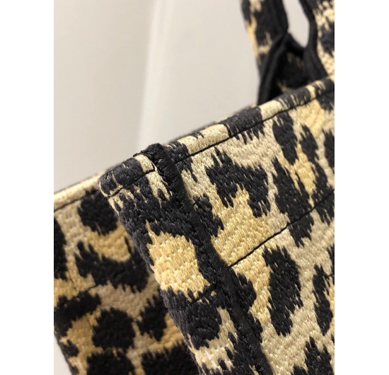 Túi Christian Dior TOTE