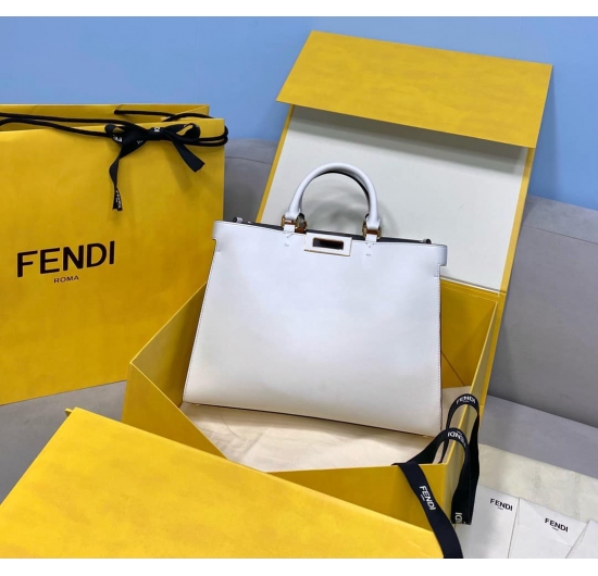 TÚI XÁCH FENDI PEEKABOO