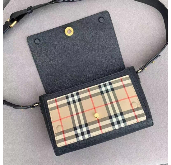 Túi Burberry Nữ No.10