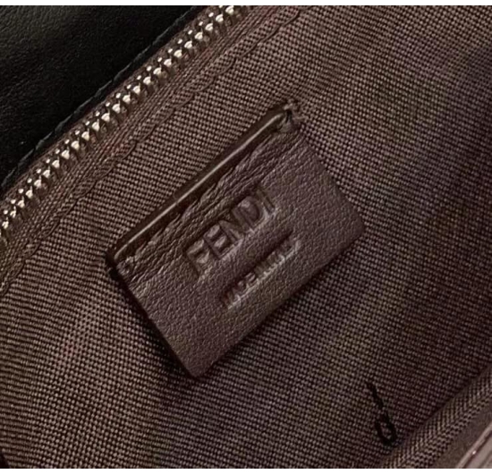  TÚI XÁCH FENDI BAGUETTE NO.13