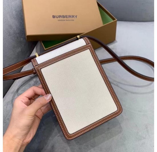 Túi Burberry  Nữ  No.7