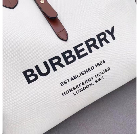 Túi Burberry Nữ No.3