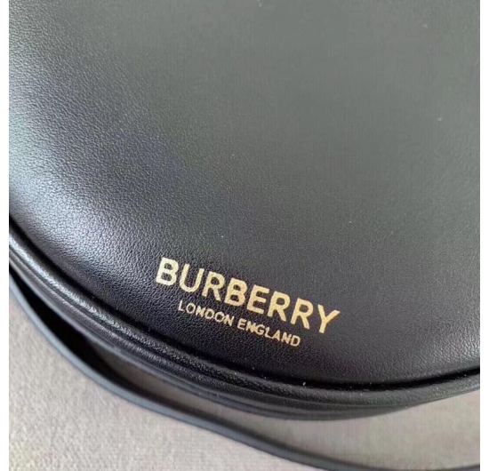 Túi Burberry Nữ No.17