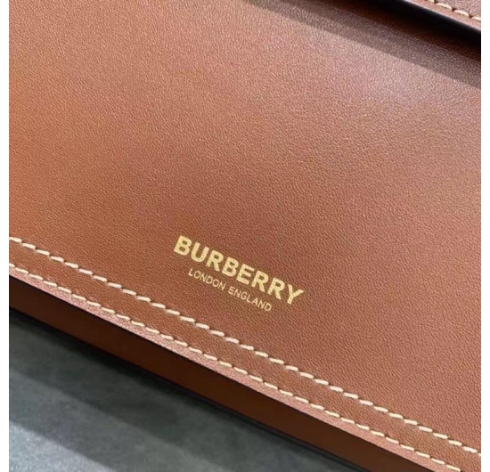 Túi Burberry  Nữ  No.4