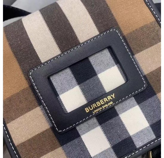  Túi Burberry Nam No.9