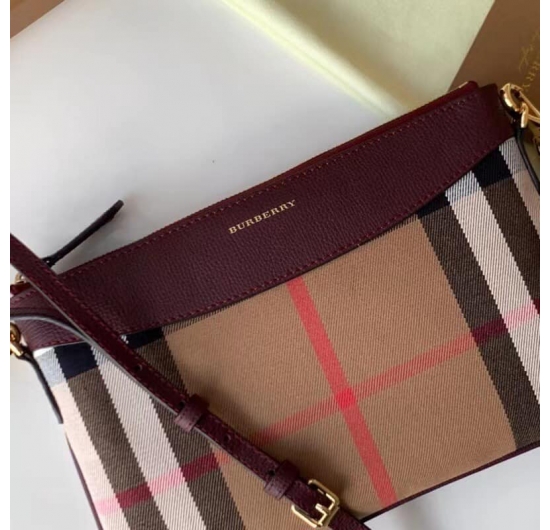 Túi Burberry Nữ No.16