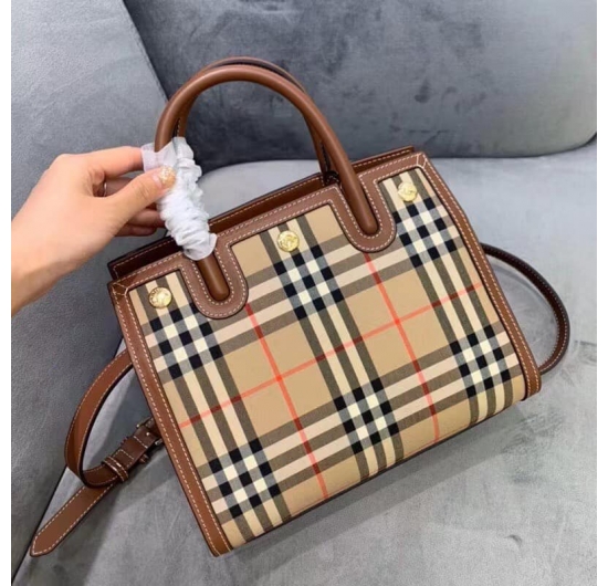 Túi Burberry Nữ No.22