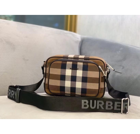  Túi Burberry Nam No.9