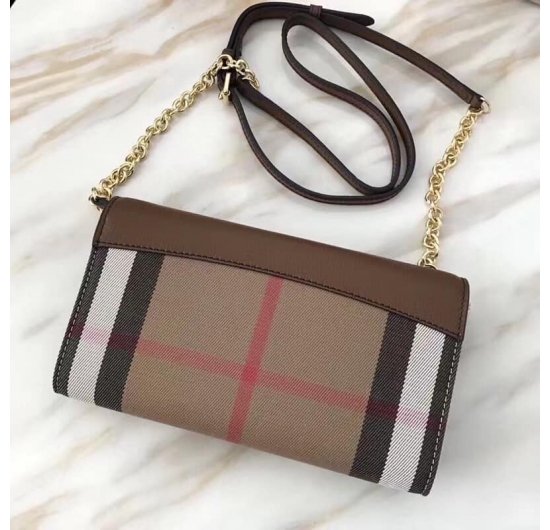 Túi Burberry Nữ No.21