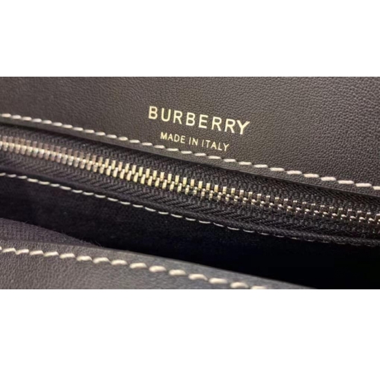  Túi Burberry Nữ No.25