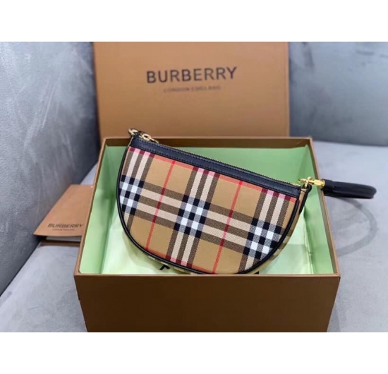  Túi Burberry Nữ No.31