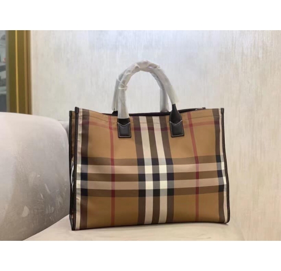  Túi Burberry Nữ No.29