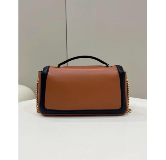 TÚI XÁCH FENDI BAGUETTE