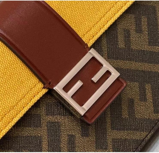  TÚI XÁCH FENDI BAGUETTE NO.13