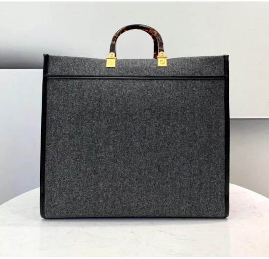 TÚI XÁCH FENDI TOTE NO.8