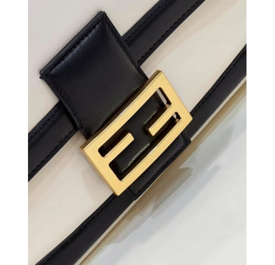 TÚI XÁCH FENDI BAGUETTE