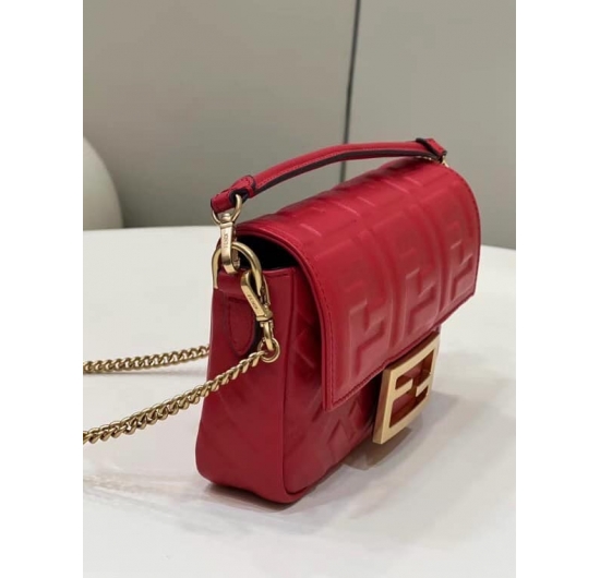 TÚI XÁCH FENDI BAGUETTE