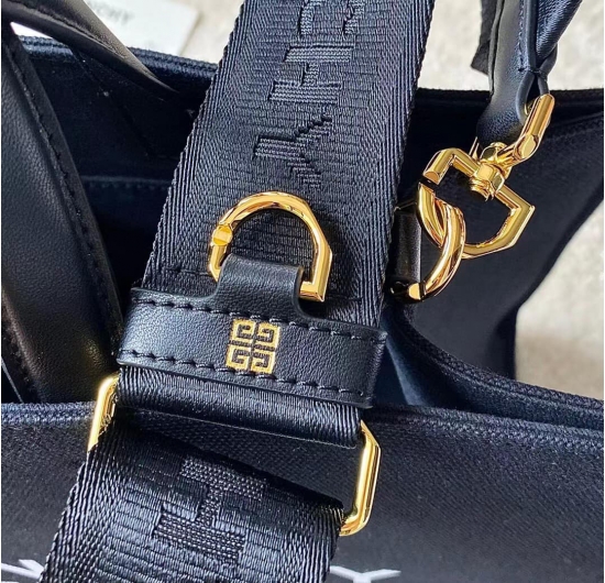 TÚI GIVENCHY TOTE - GC001 NO.4