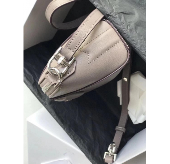 TÚI XÁCH GIVENCHY ANTIGONA NANO - GC001 