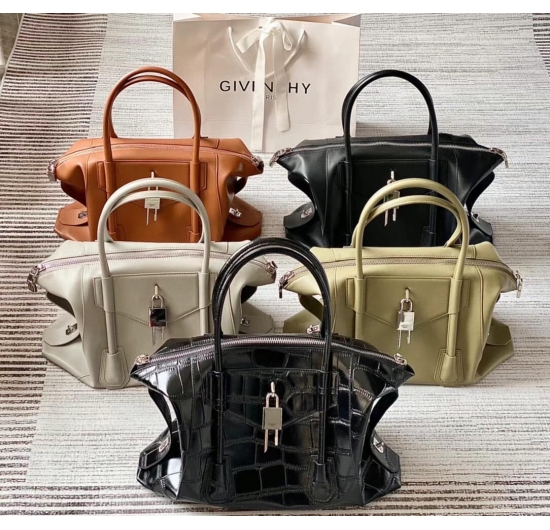 TÚI GIVENCHY ANTIGONA LOCK SOFT-GC001