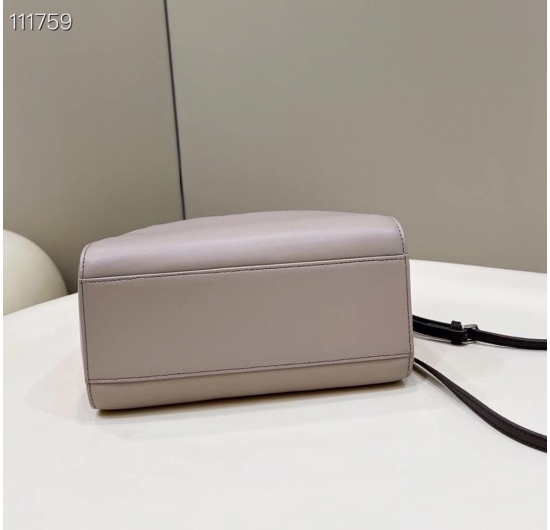 TÚI XÁCH FENDI PEEKABOO - F200