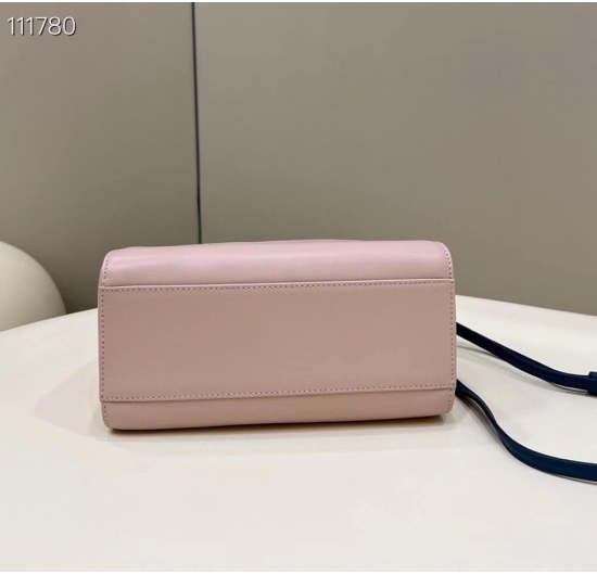 TÚI XÁCH FENDI PEEKABOO - F200