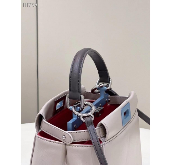 TÚI XÁCH FENDI PEEKABOO - F200