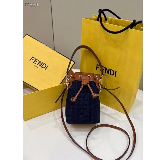  TÚI XÁCH FENDI F200