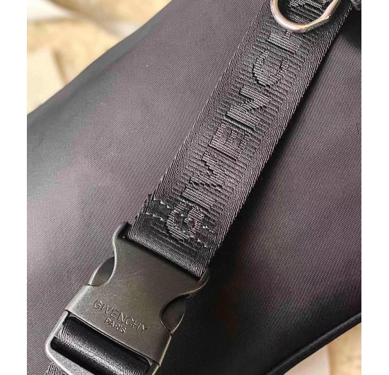 TÚI GIVENCHY GC001 NO.7