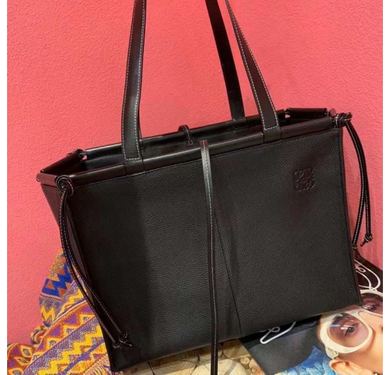 TÚI XÁCH LOEWE CUSHION TOTE-Y100