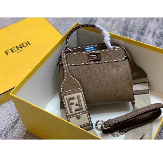 TÚI XÁCH FENDI PEEKABOO - F280