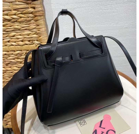 TÚI XÁCH LOEWE LAZO MINI BAG-Y100