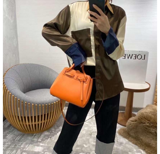 TÚI XÁCH LOEWE LAZO MINI BAG-Y100