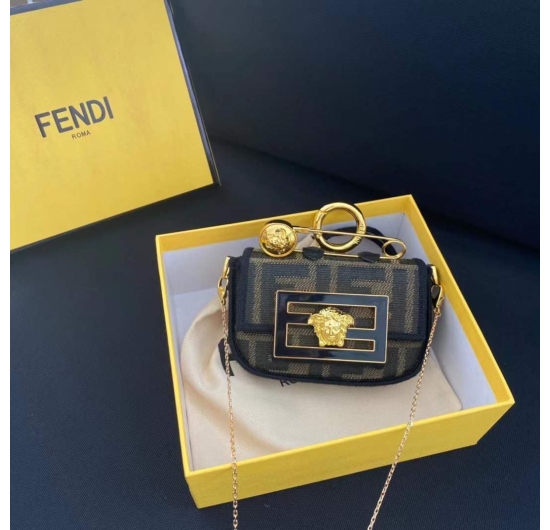 TÚI XÁCH FENDI F280 NO.3