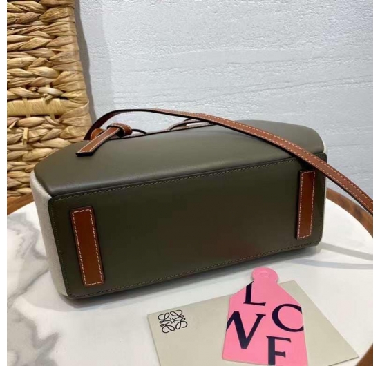 TÚI XÁCH LOEWE LAZO MINI BAG-Y100