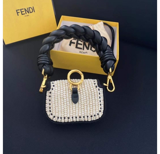 TÚI XÁCH FENDI BAGUETTE-F280