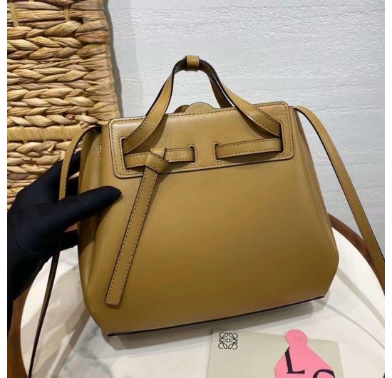 TÚI XÁCH LOEWE LAZO MINI BAG-Y100