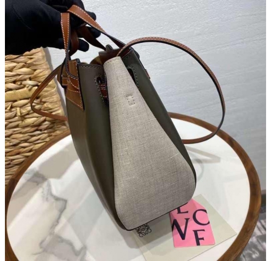 TÚI XÁCH LOEWE LAZO MINI BAG-Y100