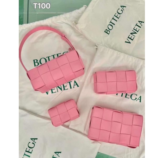 TÚI XÁCH BOTTEGA T100 NO.7