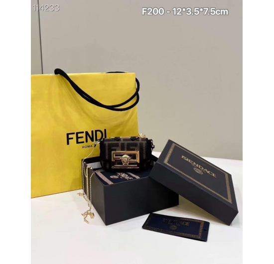 TÚI XÁCH FENDI F200 NO.16