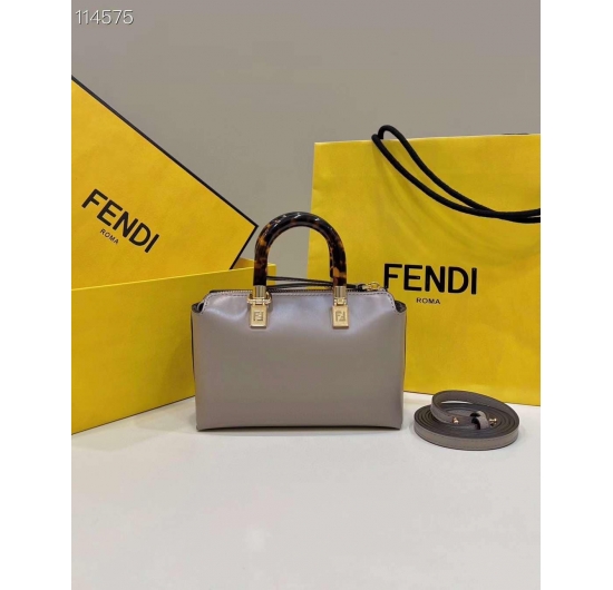 TÚI XÁCH FENDI F200 NO.25