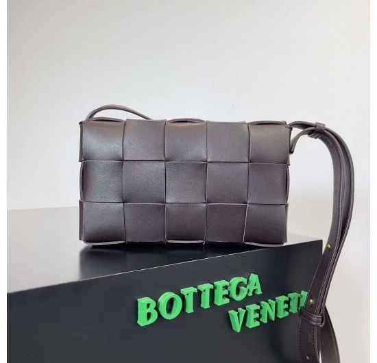 TÚI XÁCH BOTTEGA B350